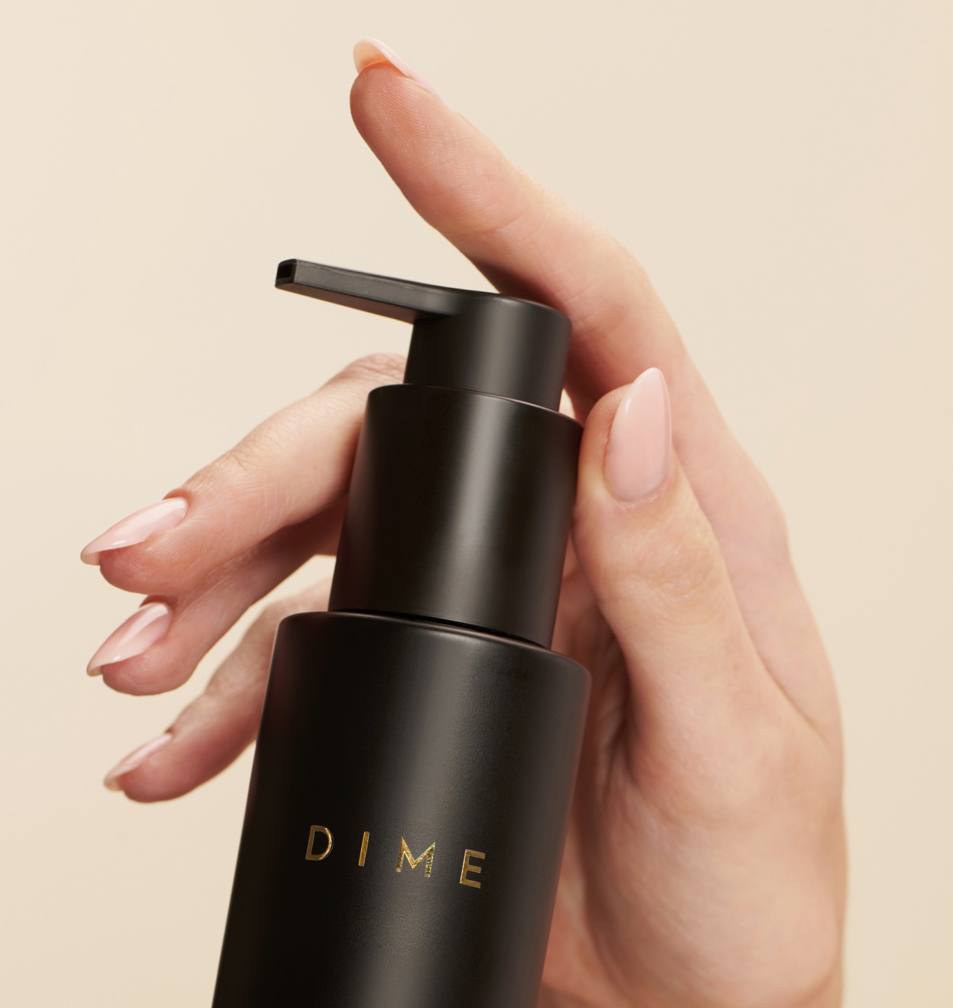 tether_dime_branding_bottleinhand