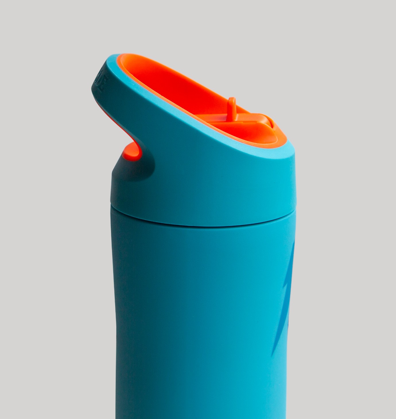 tether_gatorade_rookiebottle_detailside